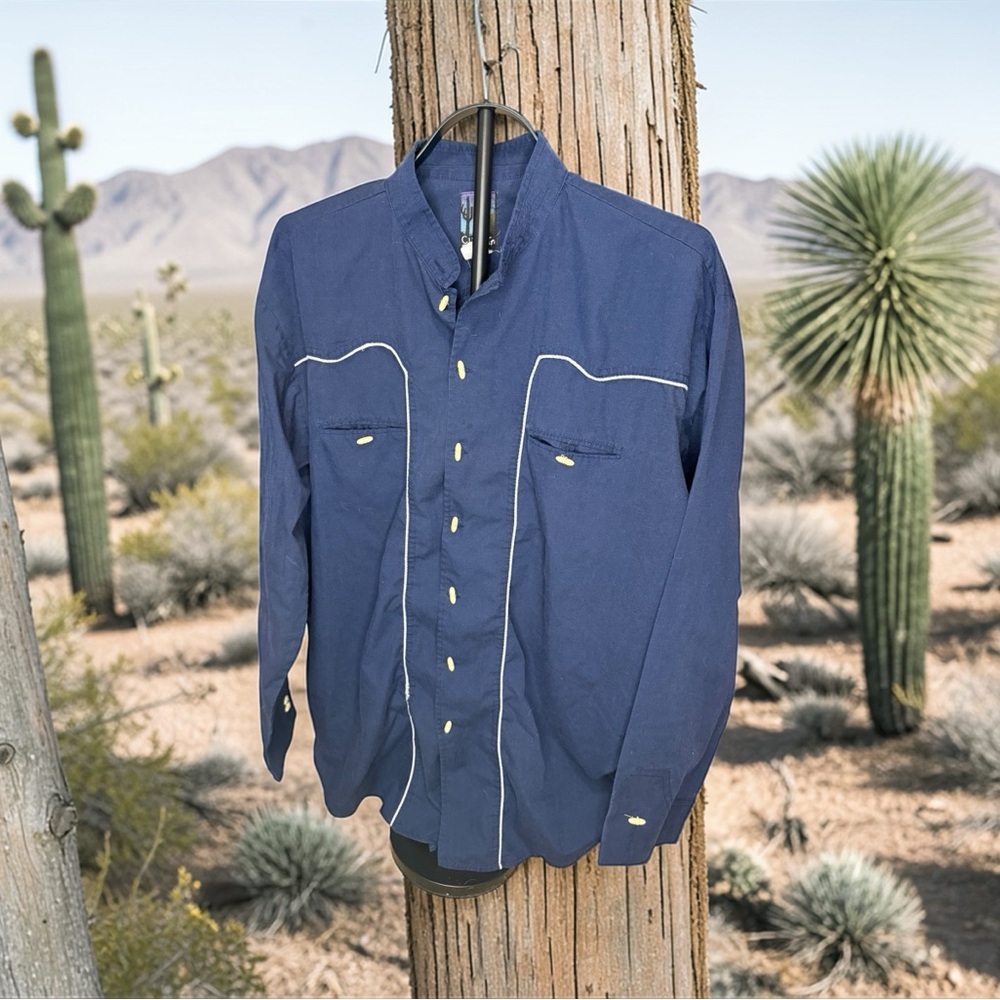 Vintage Custer western shirt with very unique buttons. - Picture 2 of 6